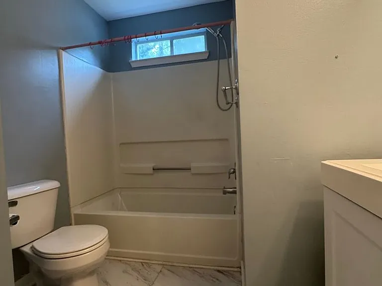 95 Hampton Oaks Dr — Photo 11