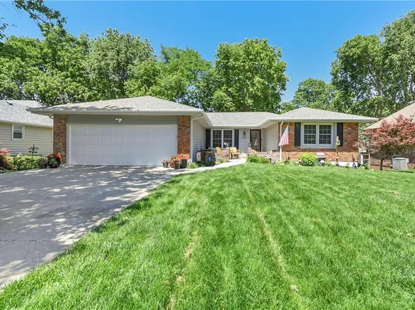 10816 W 54th St, Shawnee, KS 66203