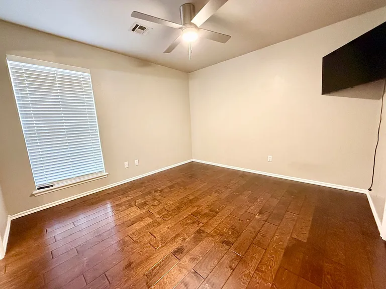 4205 Harrogate Dr — Photo 14