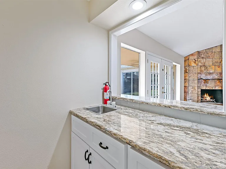 10735 Kitty Brook Dr — Photo 18