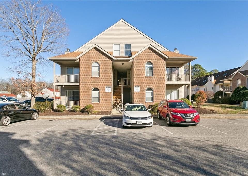 1st image of 514 Thorncliff Dr APT 204