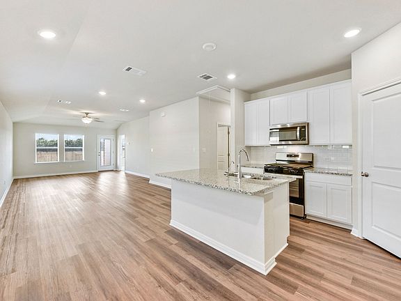 This open concept floorplan is great for entertaining.