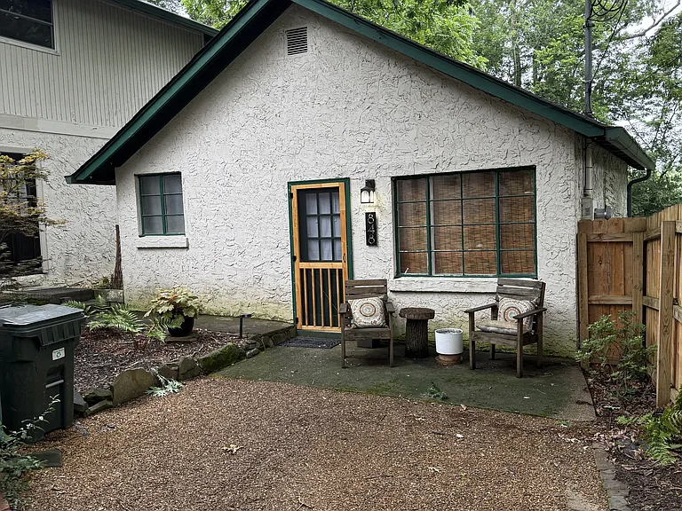 848 Kentucky Ave — Photo 1