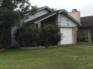 105 Cabana Dr, Victoria, TX 77901