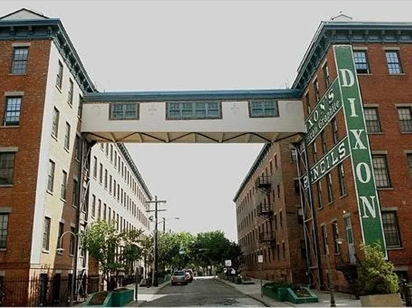 340 Monmouth St, Jersey City, NJ 07302