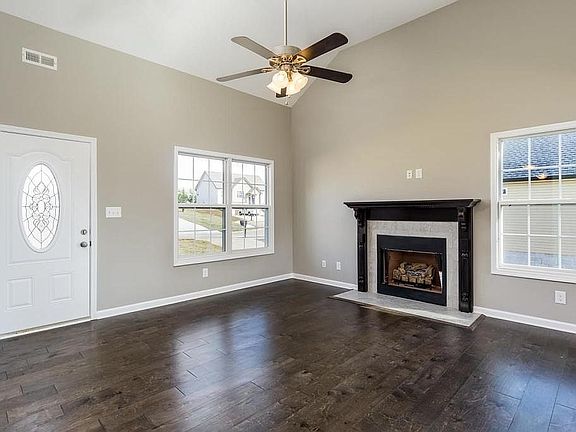 3rd image of 2859 Kettle Ct