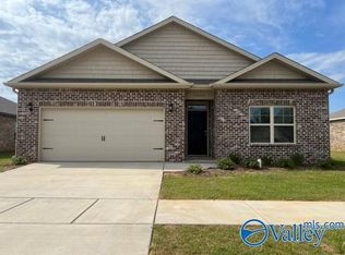 6604 NW Shearleaf Rd, Huntsville, AL 35806