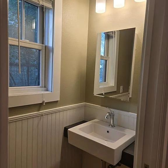 1009 Woodland Ave — Photo 7