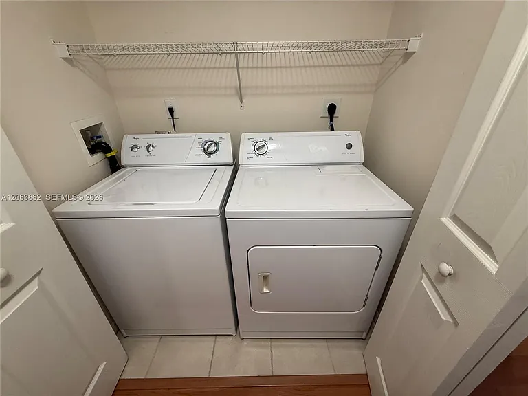2240 E Preserve Way #302 — Photo 12