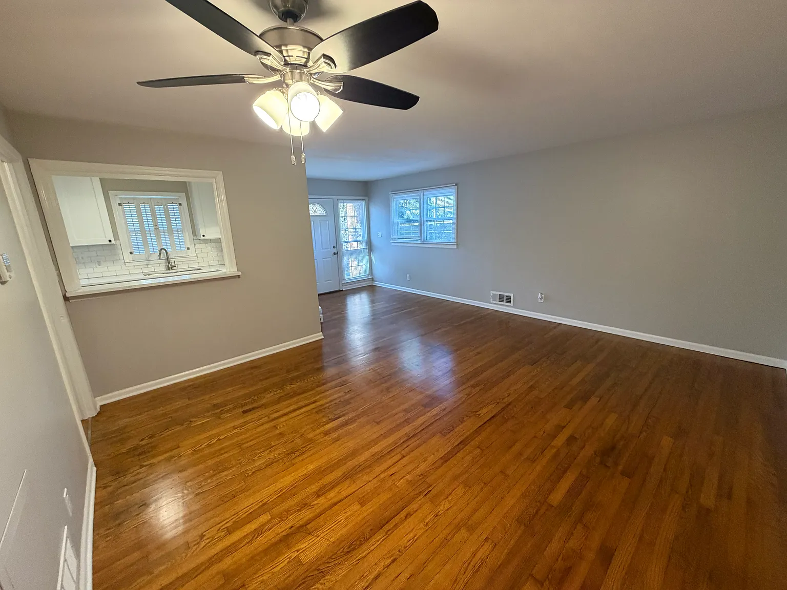 2 bed, 817 sqft, $2,250 — Photo 4
