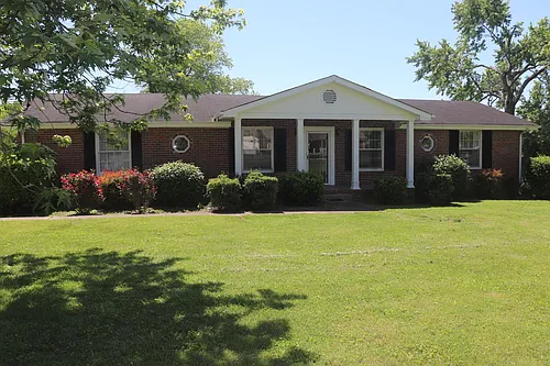 505 Geneva Dr Photo 1