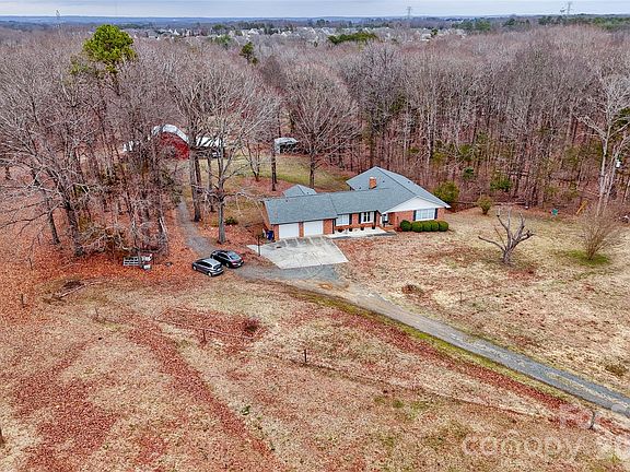 2nd image of 9201 McCorkle Ln
