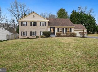 12130 Ambleside Dr, Rockville, MD 20854