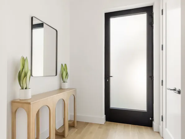 24 Belvedere Street image 11 of 27