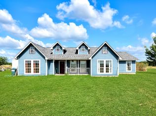 5304 E Line Rd, Whitewright, TX 75491