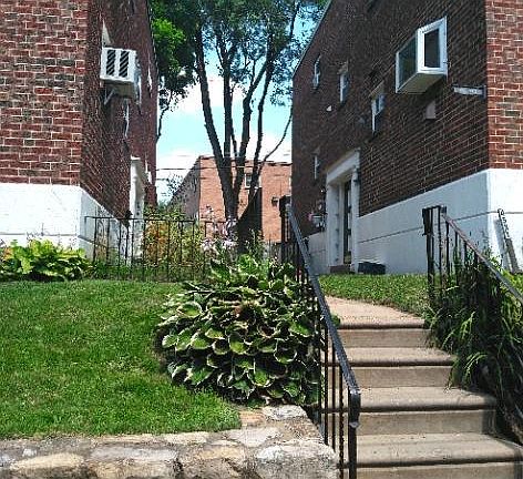 3rd image of 4529 Solly Ave #1