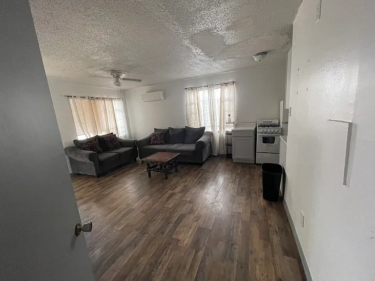 1005 Arizona Ave — Photo 32