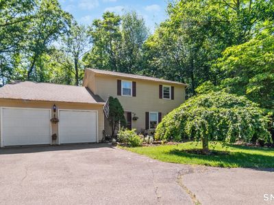 105 Inwood Lane, Bristol, CT, 06010