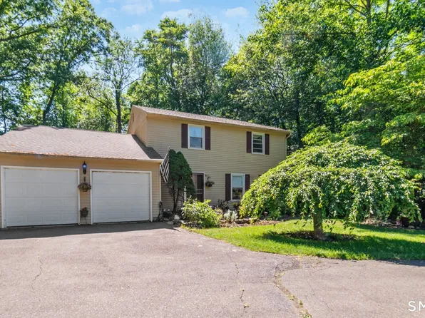 105 Inwood Lane, Bristol, CT 06010