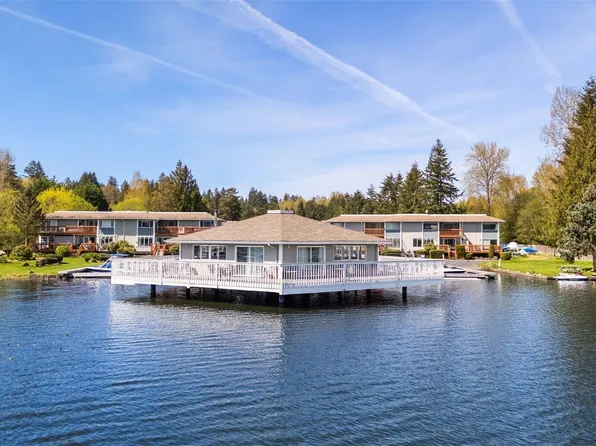 17302 NE 45th Street #101, Redmond, WA 98052