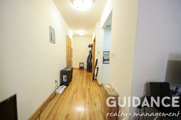 Rented by Guidance Realty Corp. | media 4