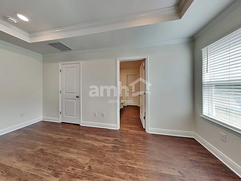 27273 Saint Andrews Ave — Photo 10