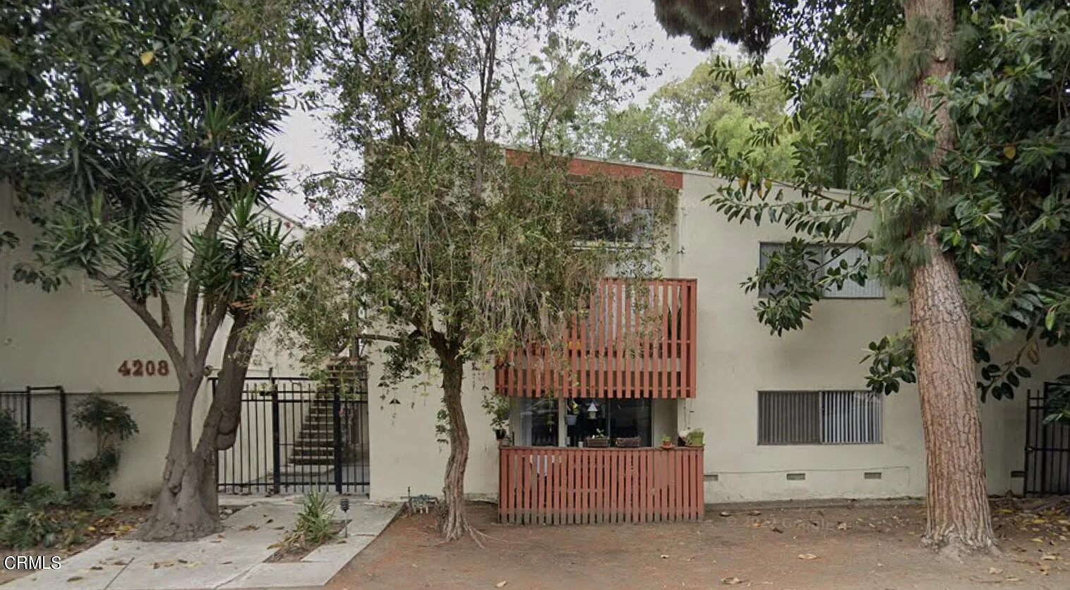 4208 Russell Ave Unit 8 — Photo 1