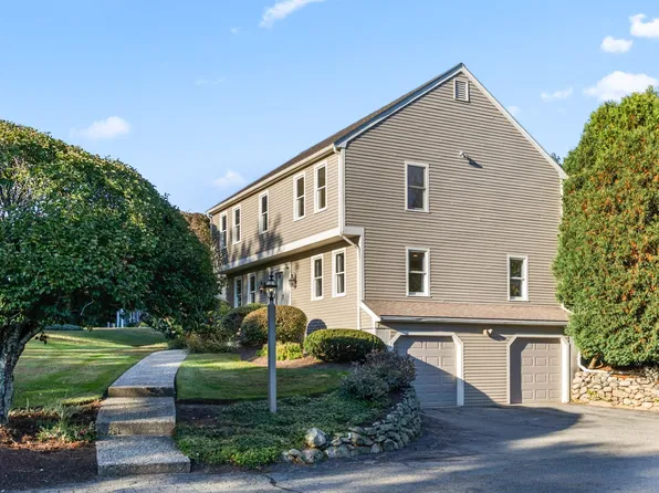 101 Pine Hill Rd, Southborough, MA 01772