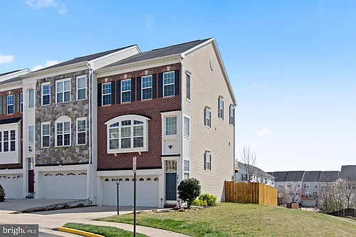 2613 Glenriver Way Photo 1