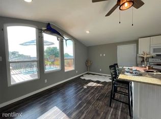 1223 11th St, San Leon, TX 77539