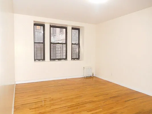 Rented by Bohemia Realty Group | media 17