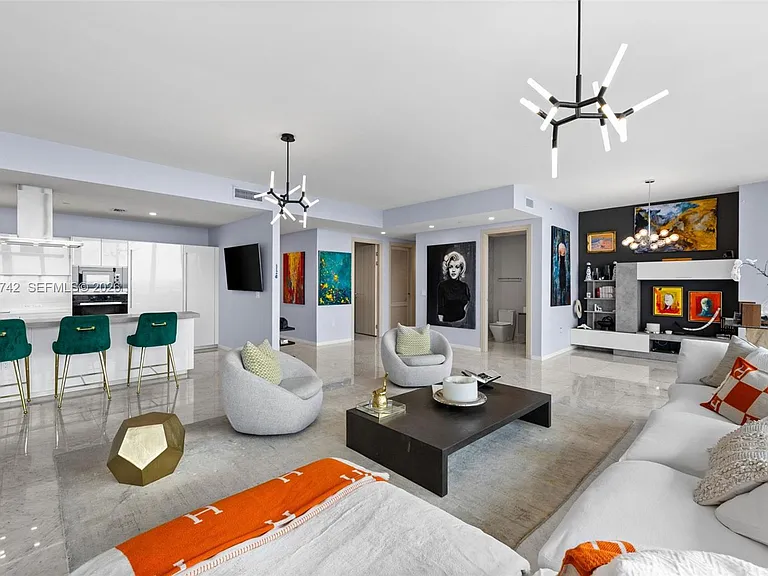 1000 Brickell Plz #Penthouse 5304 — Photo 11
