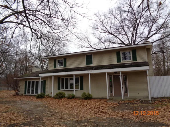 3121 S 13th St, Niles, MI 49120