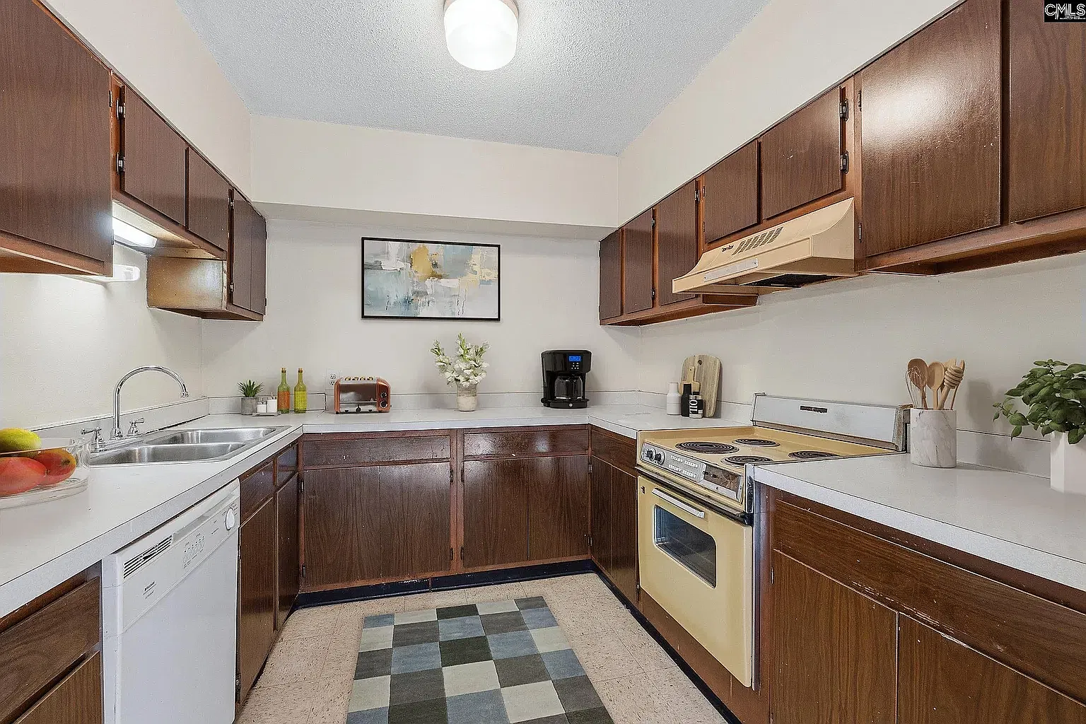 1 bed, 750 sqft, $1,200 — Photo 4