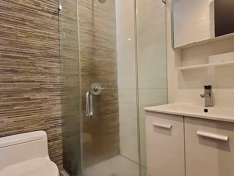 172 Suydam St #3L — Photo 5