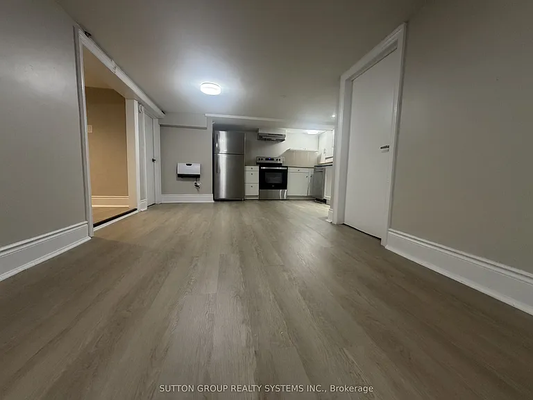 3 Tyrone Ave #LOWER LEVEL — Photo 11