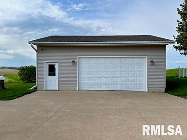 3310 Us Highway 136, Charlotte, IA 52731 | Zillow