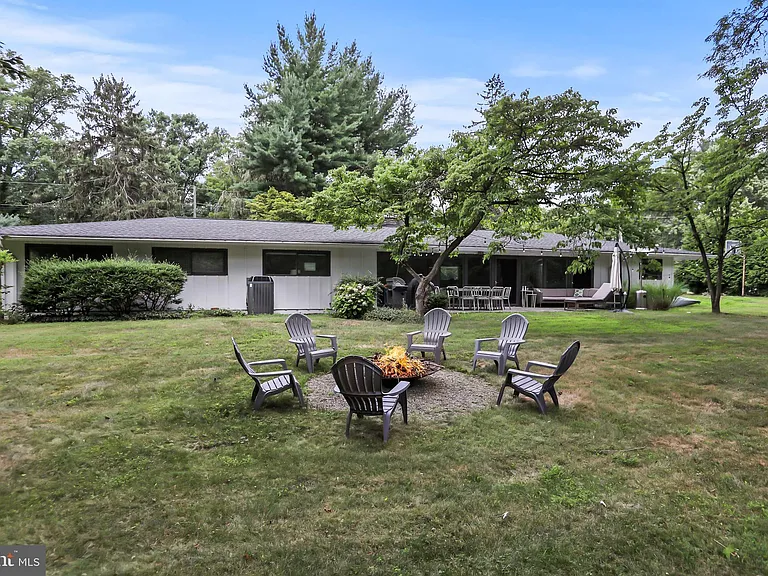 1004 Mercer Rd — Photo 26