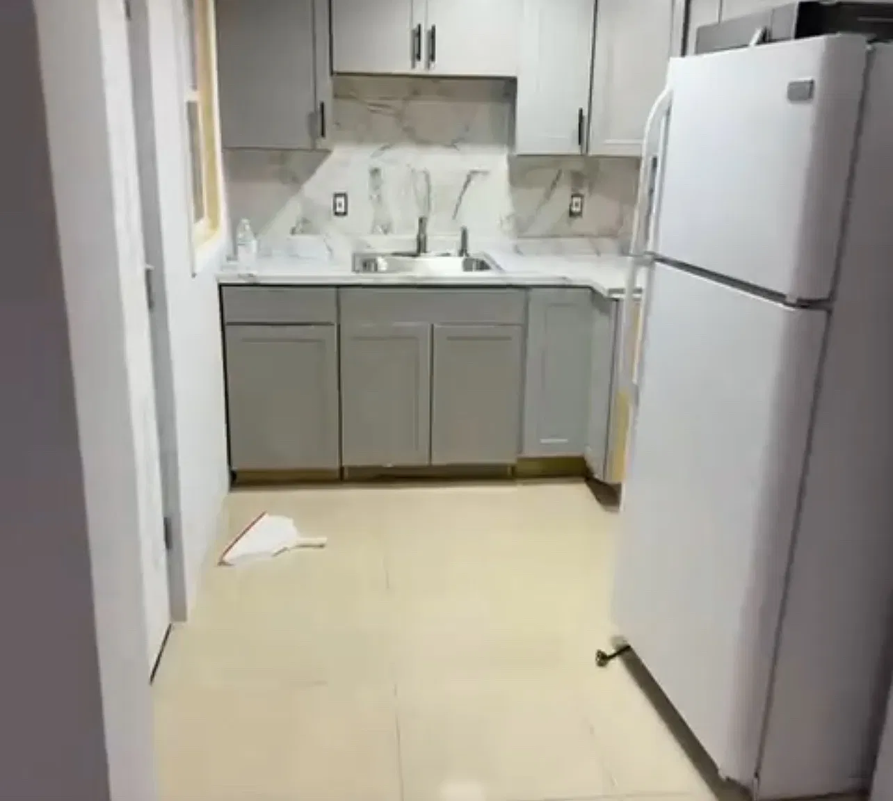 2 bed, 900 sqft, $1,400 — Photo 1