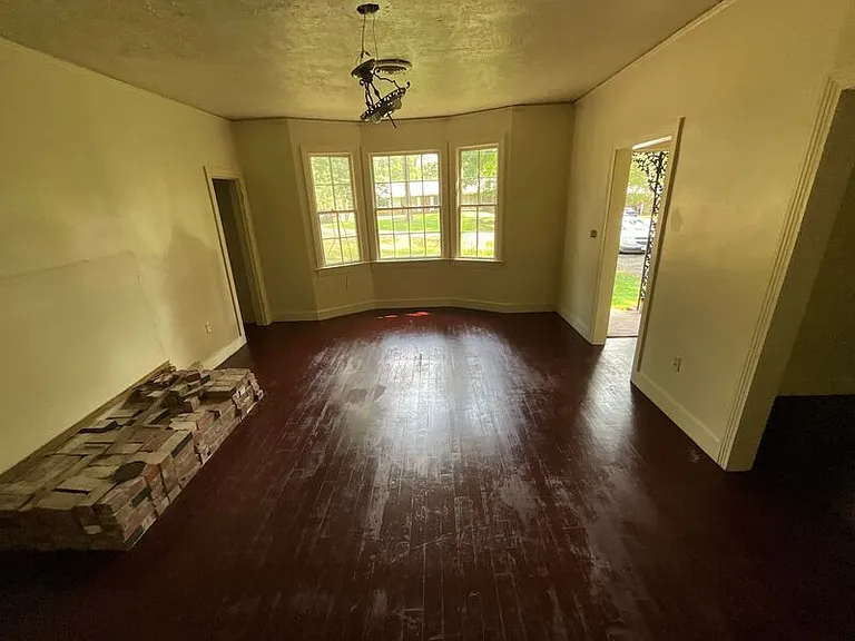 262 Dona Ave — Photo 4
