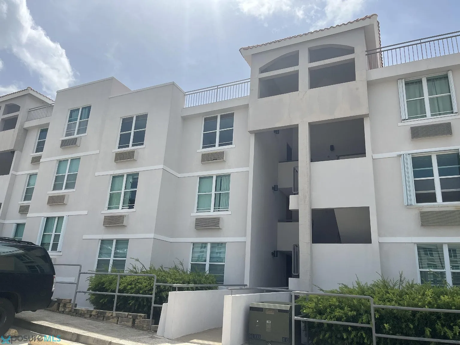Sea View (Condominio) — Photo 3