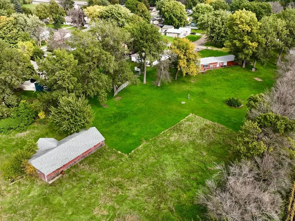 700 Orchard Rd, Worthington, MN 56187