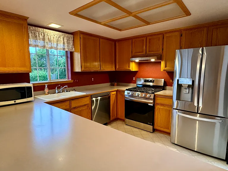 2980 Springer Dr — Photo 5