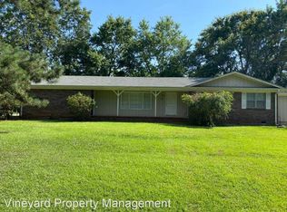 1198 Murray Cir SW, Marietta, GA 30064