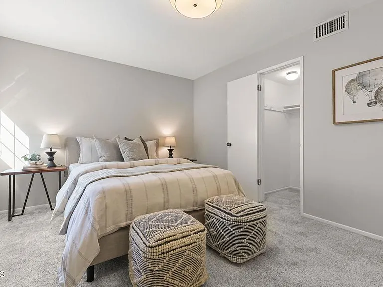 640 S Lake Ave #105 — Photo 28