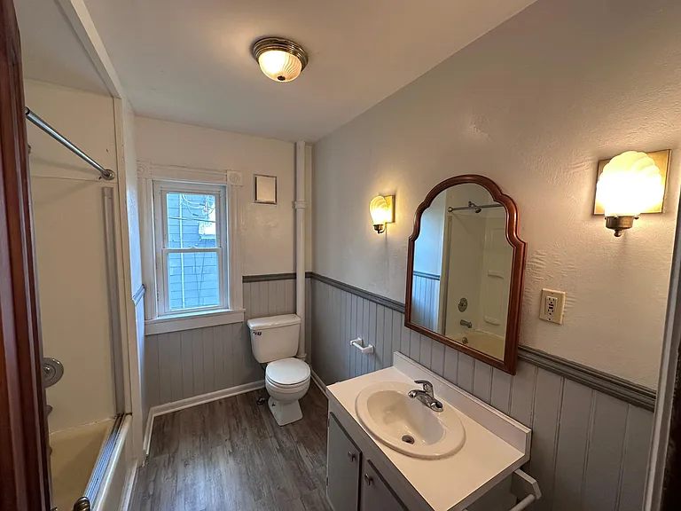 4 Pleasant St — Photo 8