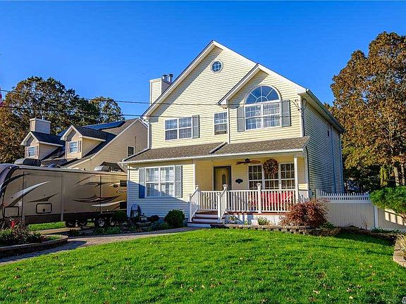3rd image of 355 Johnson Ave