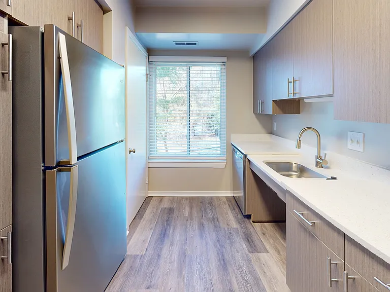 Seneca Place — Photo 48