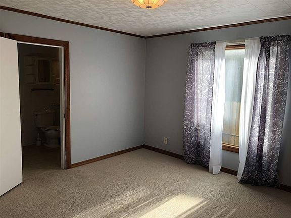 5th image of 311 E Central Ave