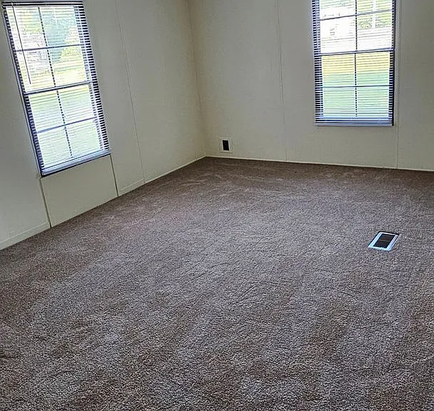 108 Davis Rd E — Photo 13